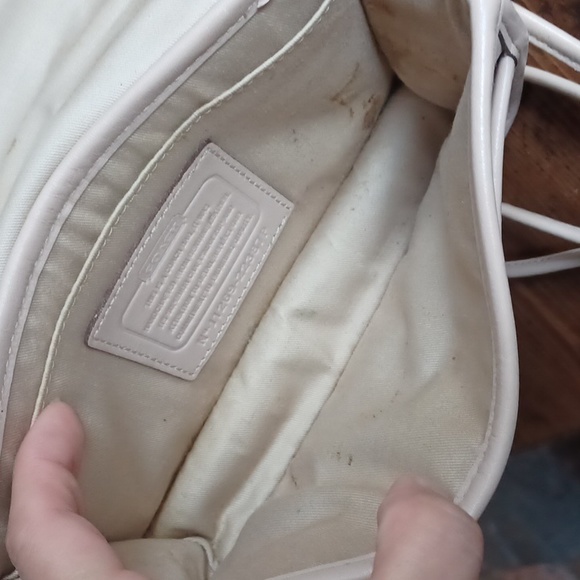 Coach crossbody - Picture 11 of 16